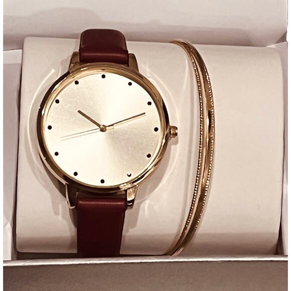 NEW INC Womens Cinnamon Faux-Leather WATCH 35mm & Gold BRACELET Set Macys Boxed - Picture 5 of 7
